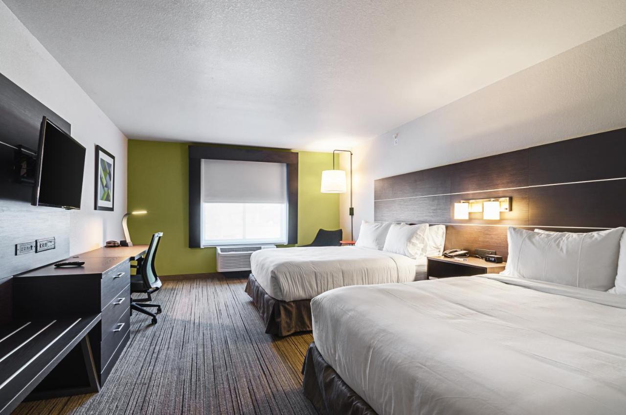 Holiday Inn Express & Suites - Atchison By Ihg Εξωτερικό φωτογραφία