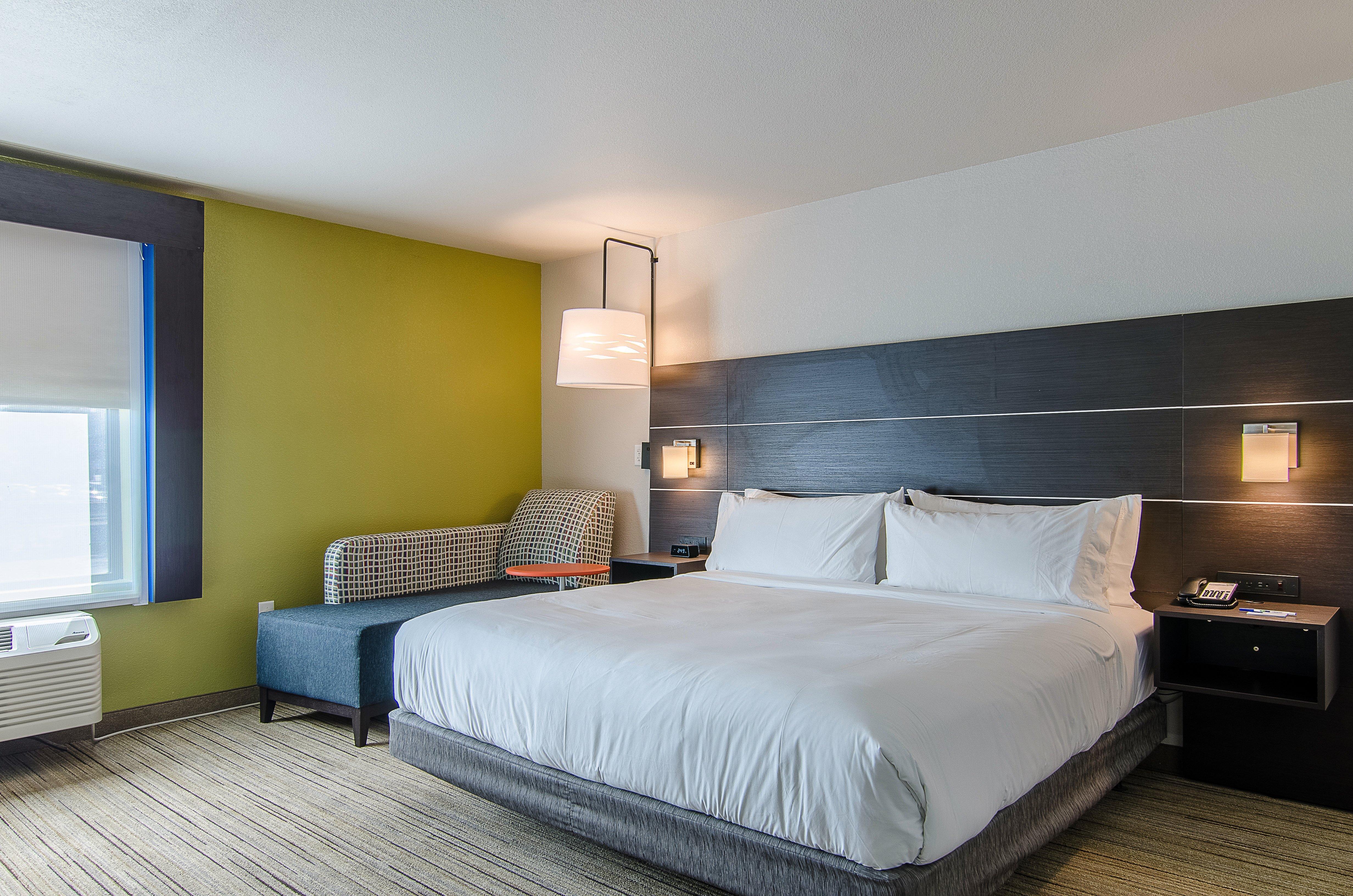 Holiday Inn Express & Suites - Atchison By Ihg Εξωτερικό φωτογραφία